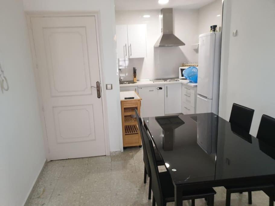 Fantastico Duplex En El Centro De Osuna Ngoại thất bức ảnh